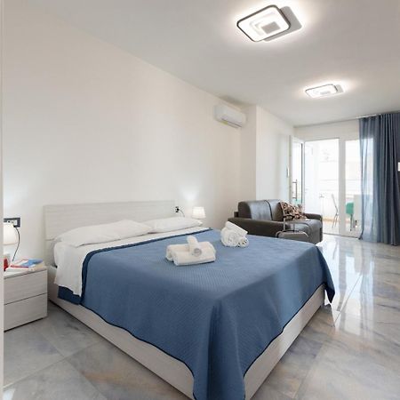 Infinity Residence Con Parcheggio Porto Cesareo Eksteriør billede