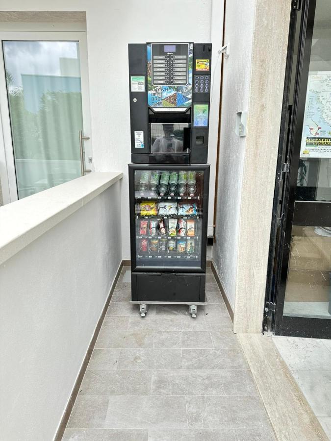 Infinity Residence Con Parcheggio Porto Cesareo Eksteriør billede