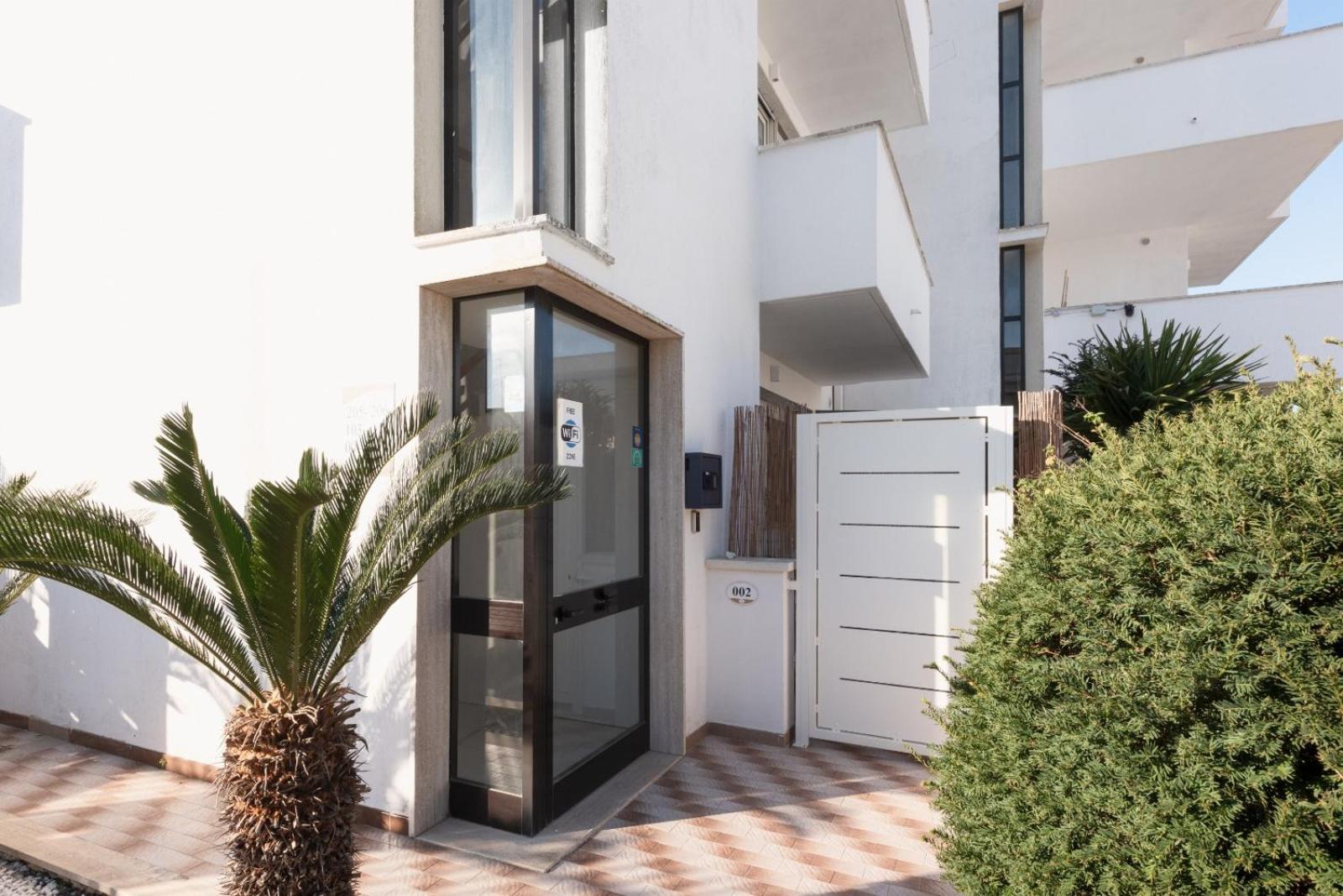 Infinity Residence Con Parcheggio Porto Cesareo Eksteriør billede