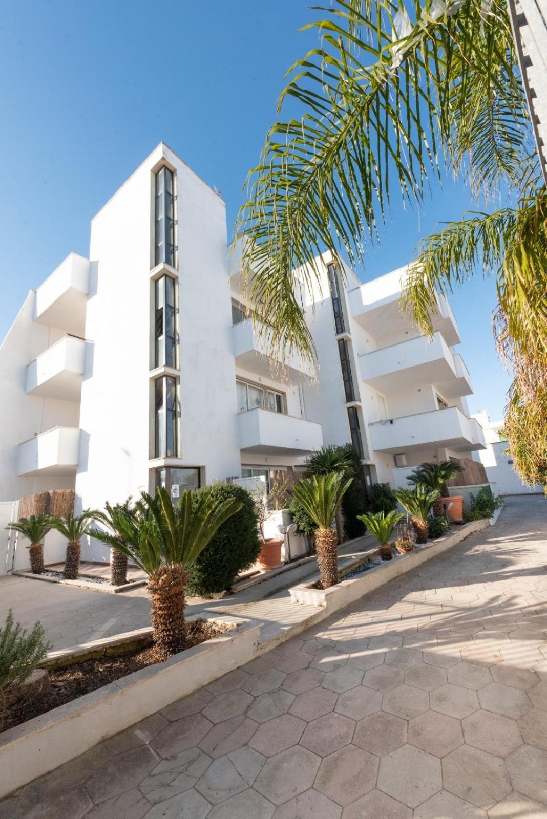 Infinity Residence Con Parcheggio Porto Cesareo Eksteriør billede