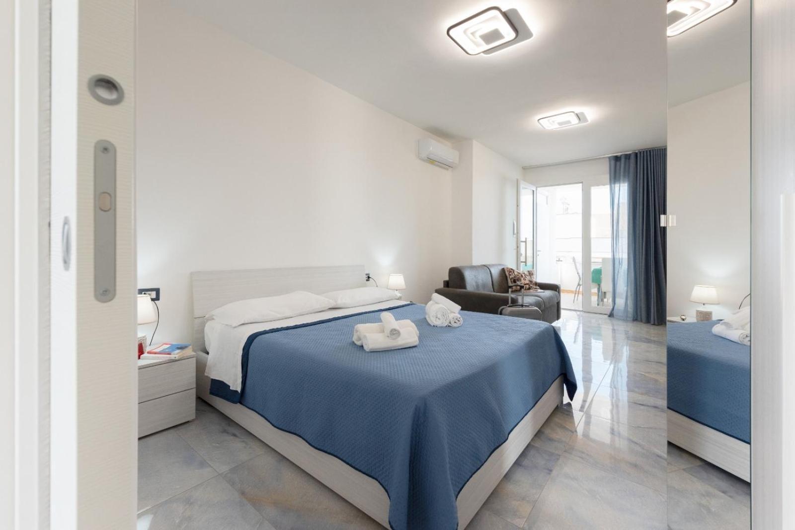 Infinity Residence Con Parcheggio Porto Cesareo Eksteriør billede