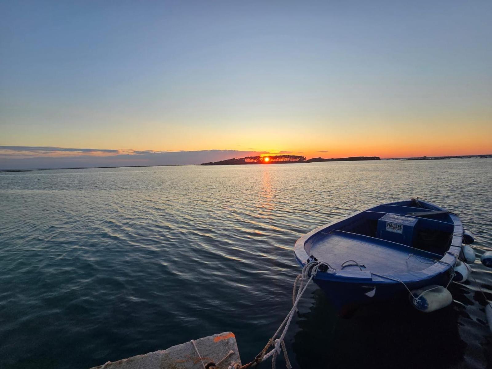 Infinity Residence Con Parcheggio Porto Cesareo Eksteriør billede